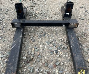 Vevor light duty clamp on pallet forks 43″ $75 – used