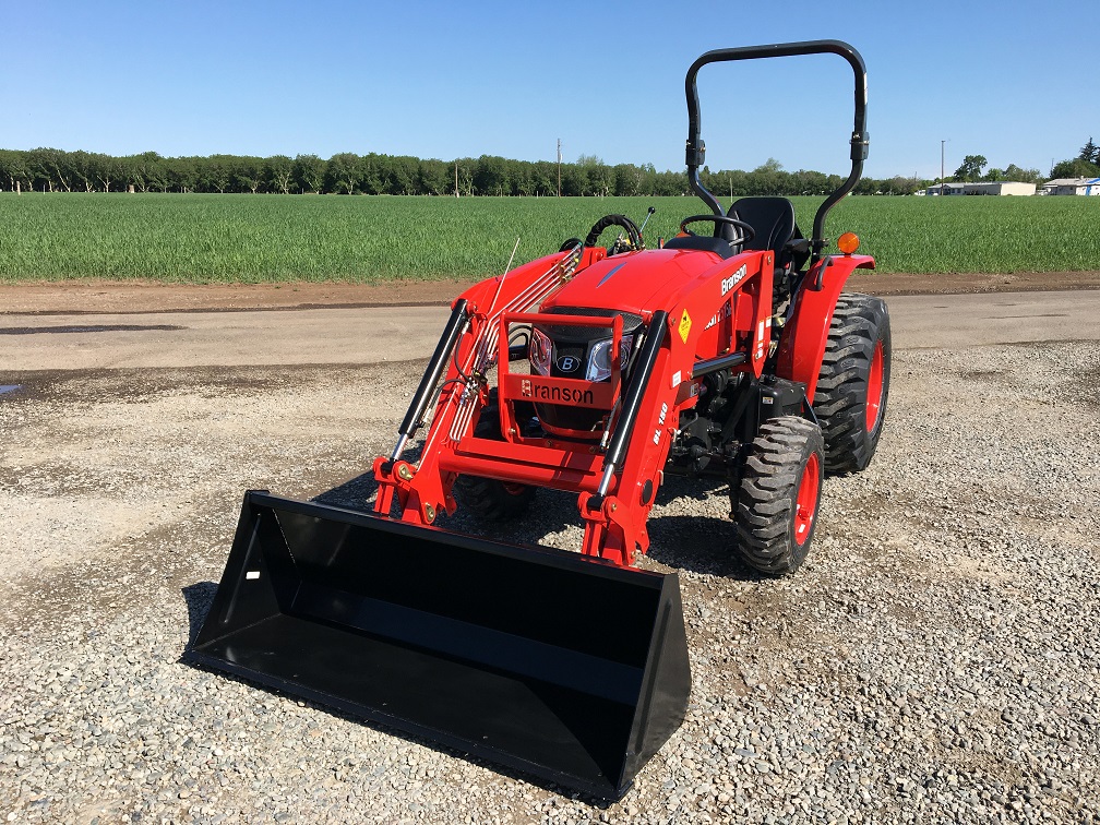 4×4 Branson 2515H Tractor 2,200 LB Loader Lift Capacity! SPECIAL